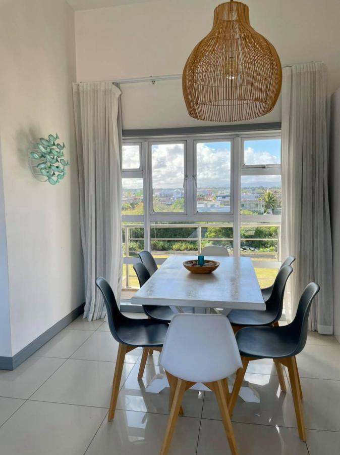 Frangipanier 2 Bedrooms Sea View Penthouse Trou aux Biches Kültér fotó